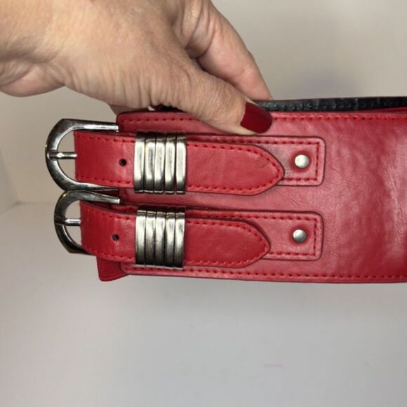 Womens Lux Red Elastic Wrap Around Leather Metal Double Buckle Belt Designer - Picture 7 of 8